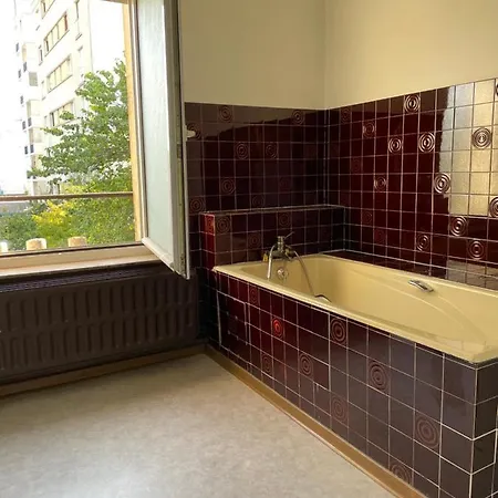 Entier à Artem - Proche De Thermal Apartment *